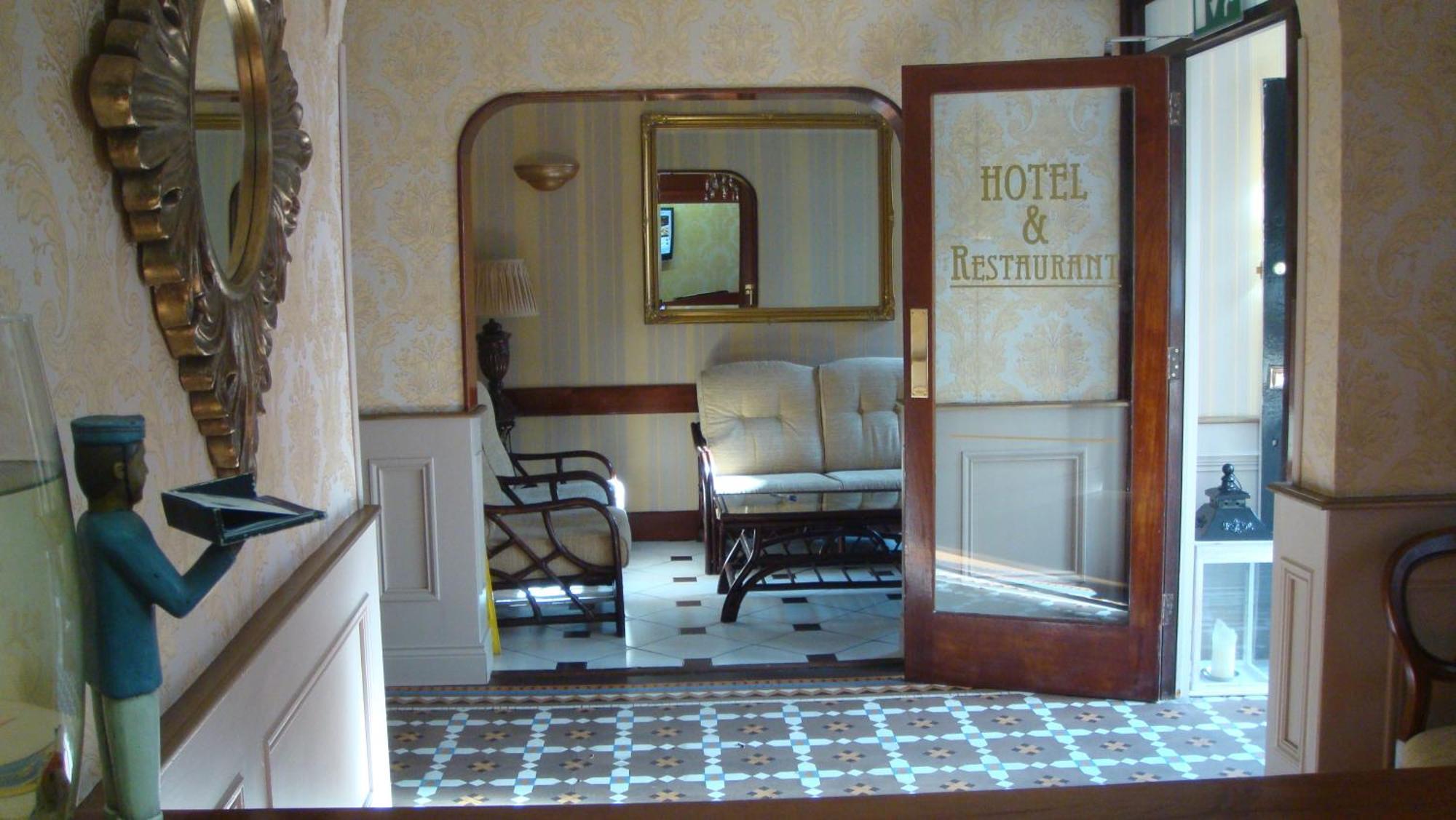 O'Shea'S Hotel Трамор Экстерьер фото